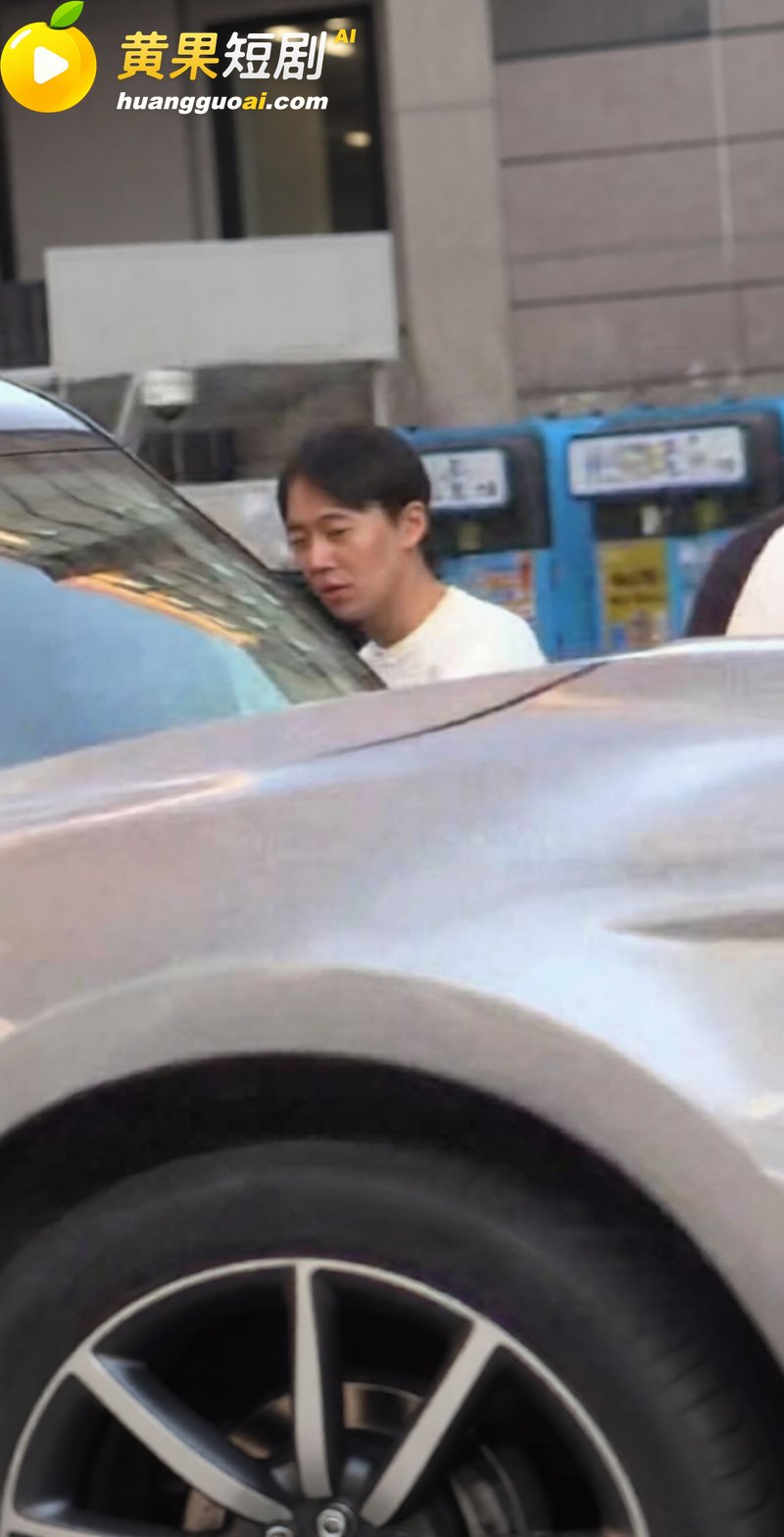 德云少班主 郭麒麟 与蒋依依恋情曝光 街头醉吻不雅视频流出 老郭有希望抱孙子