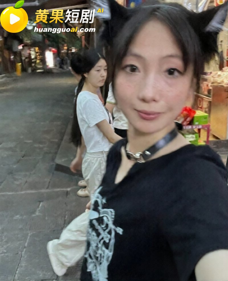 舞蹈生女大不雅曝光 给人当鸡巴套子一样爆操 嫩逼操着感觉蛮爽