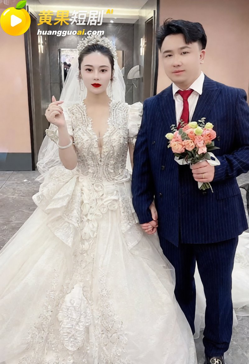 快手网红 雨化田 被刘二狗爆料睡女徒弟 离婚冷静期没过 又曝田嫂出轨切片