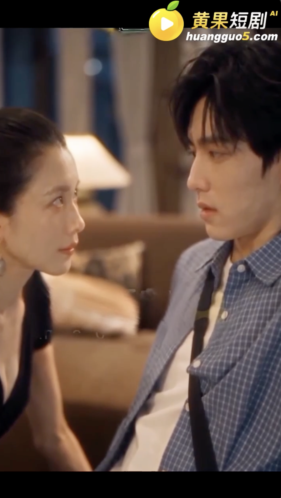 母子同欢 &middot; 排练室的告白与深夜独白