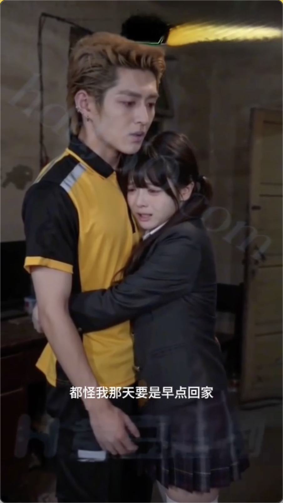 黄果原创AI成人短剧《美团代操》美团小哥兼职代操！上门送套被饥渴人妻直接验货：不够18厘米就滚蛋，