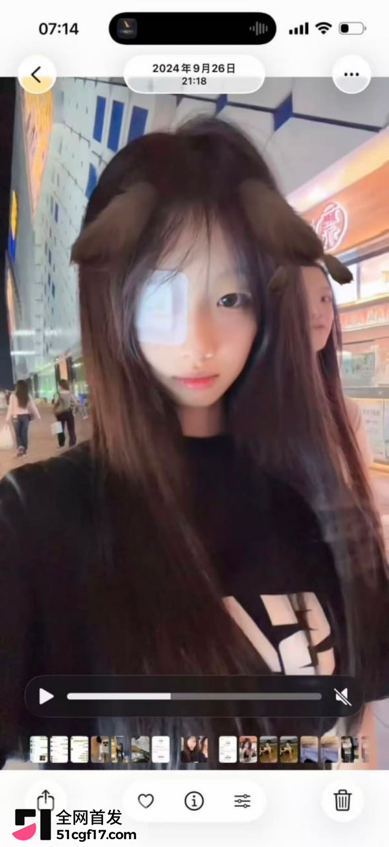 重庆女骑笨笨 陈思颖 再上热搜 摩博会借排气管剐蹭逃逸 私密视频被齐爆