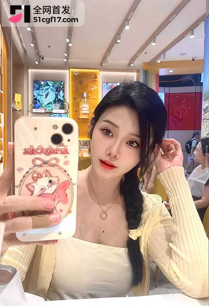 绝美女演员 李凯诗 被金主训成母狗 无套后入炮机轰穴 双洞齐开极度淫贱