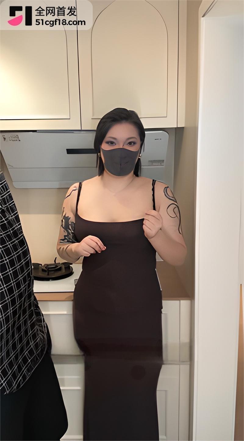 巨乳网红 十二 不心动挑战 与男友一起看黄片比谁先高潮 无套抽插蜜穴精液爆喷美脸