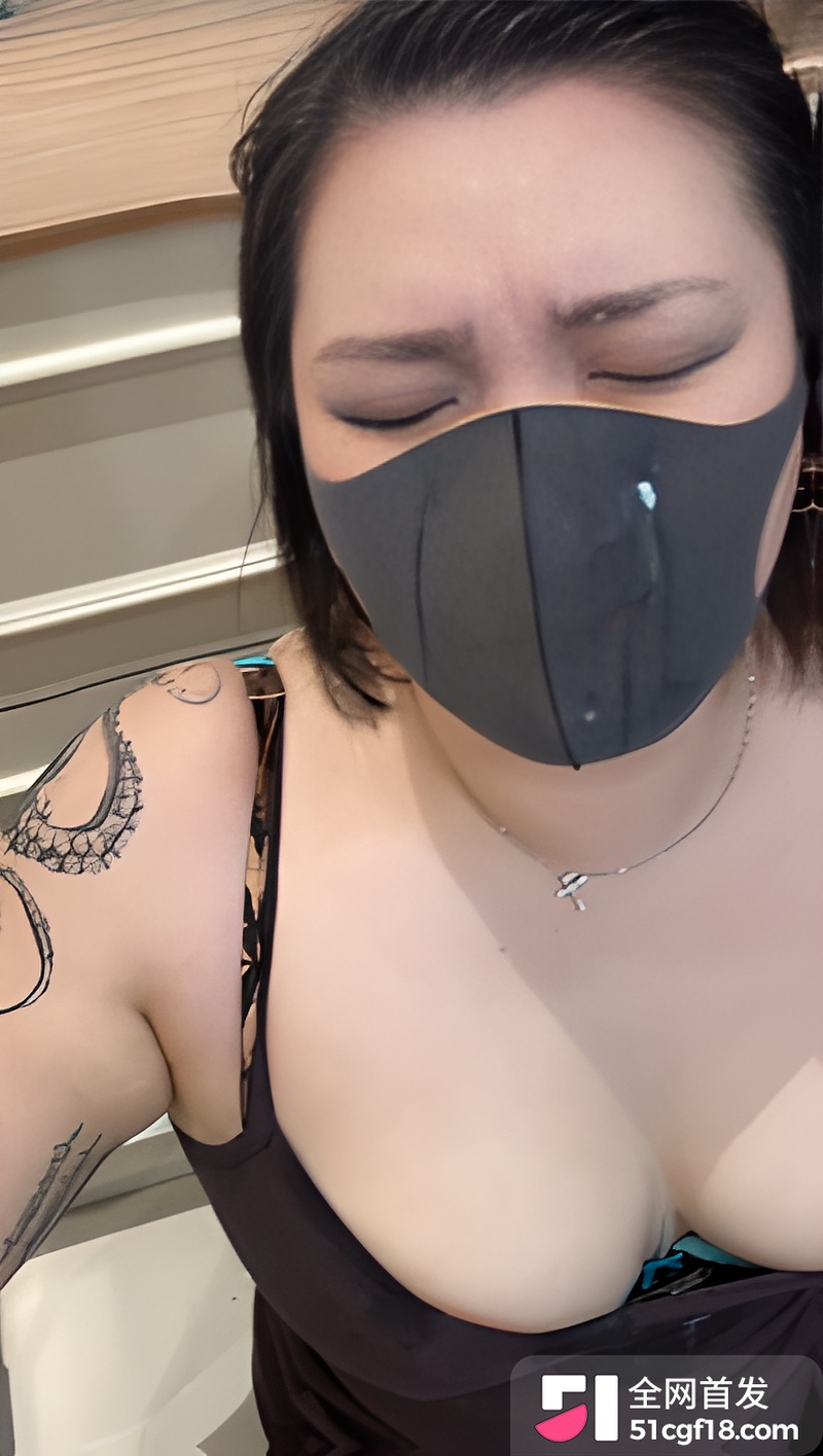 巨乳网红 十二 不心动挑战 与男友一起看黄片比谁先高潮 无套抽插蜜穴精液爆喷美脸